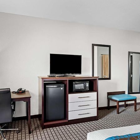 Best Western Plus - Magee Inn & Suites מראה חיצוני תמונה