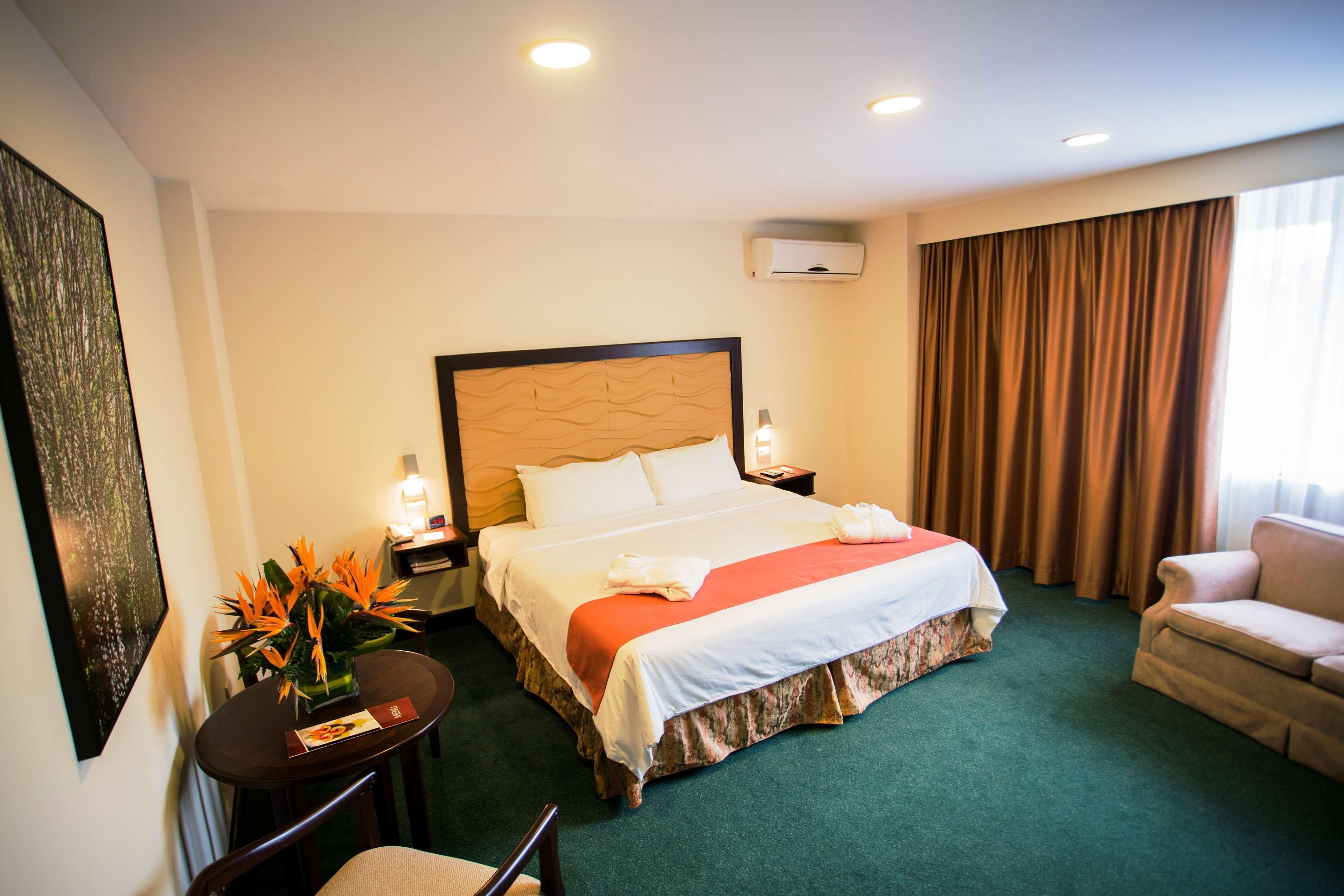 Best Western Plus - Magee Inn & Suites מראה חיצוני תמונה