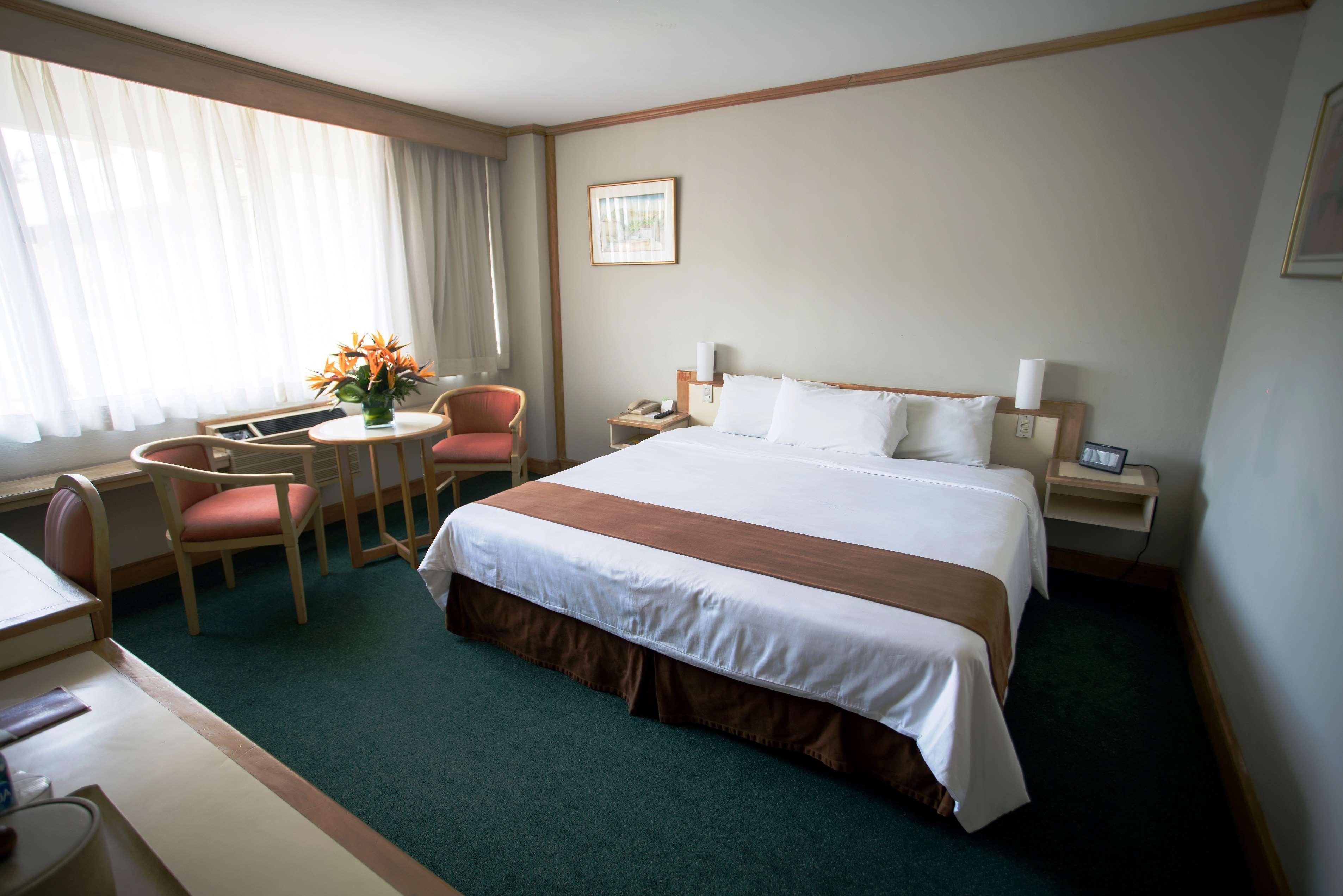 Best Western Plus - Magee Inn & Suites מראה חיצוני תמונה