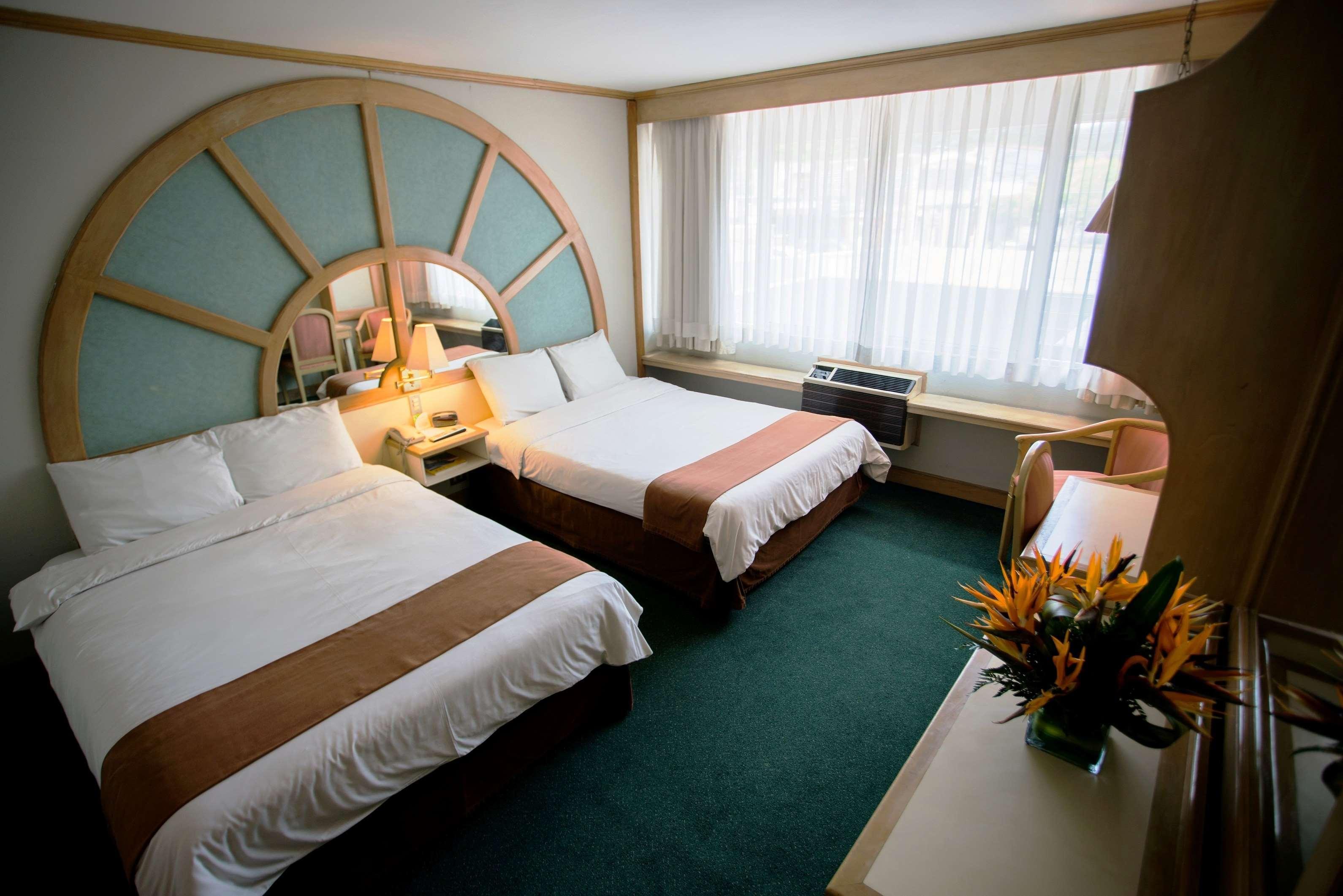 Best Western Plus - Magee Inn & Suites מראה חיצוני תמונה