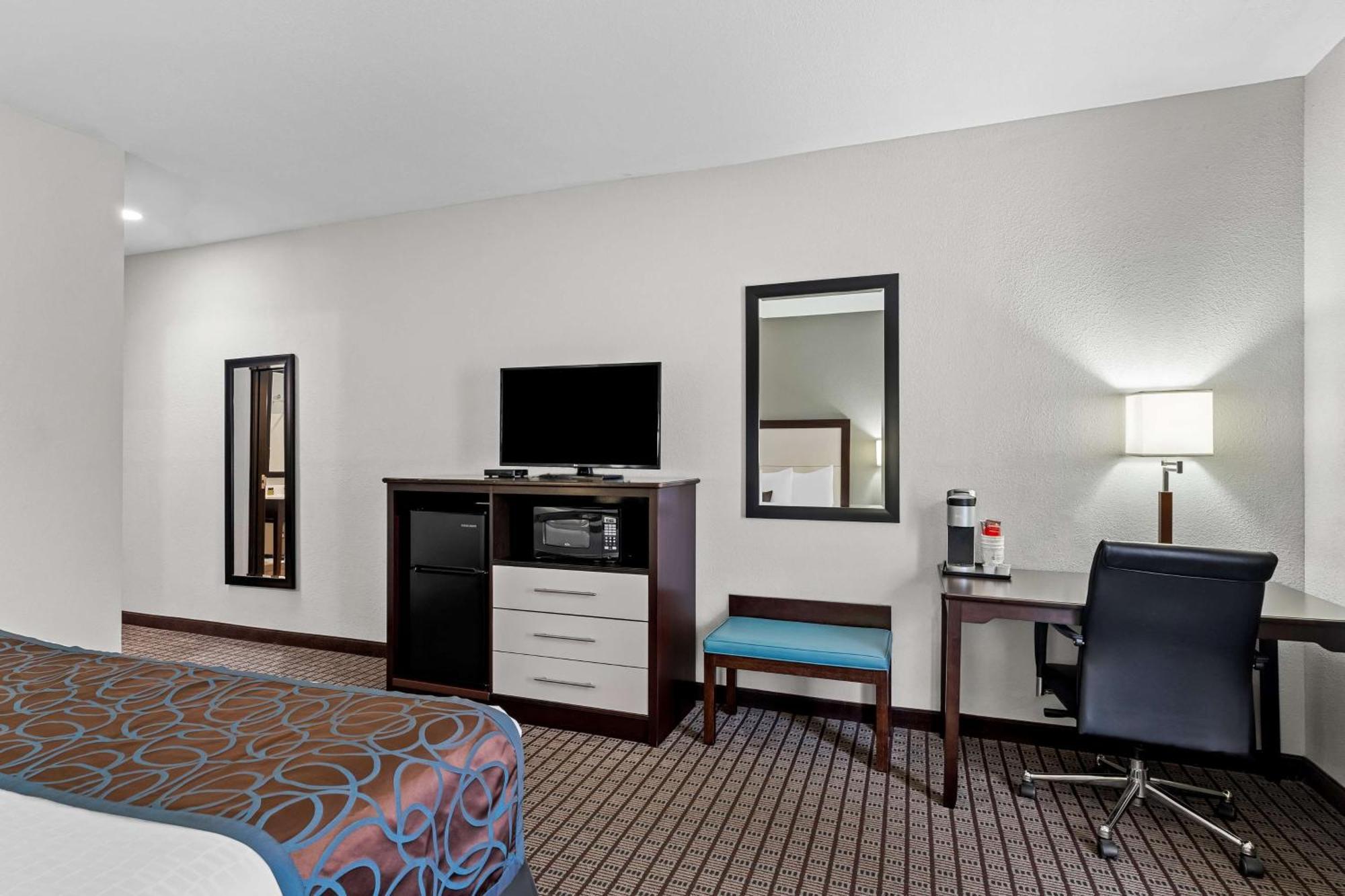 Best Western Plus - Magee Inn & Suites מראה חיצוני תמונה